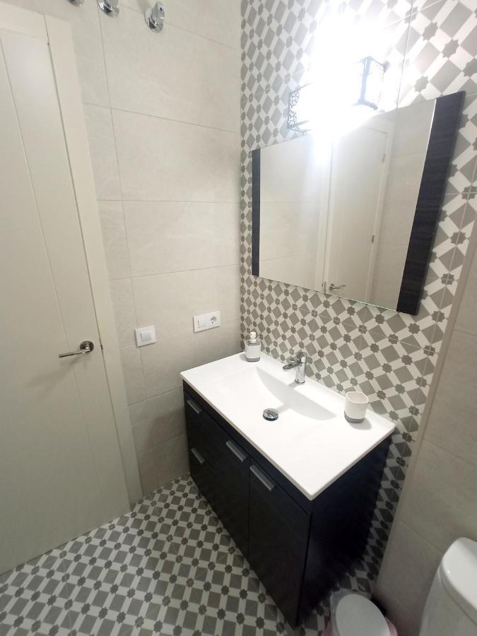 P Los Encantos De Almavir Cordoue Extérieur photo