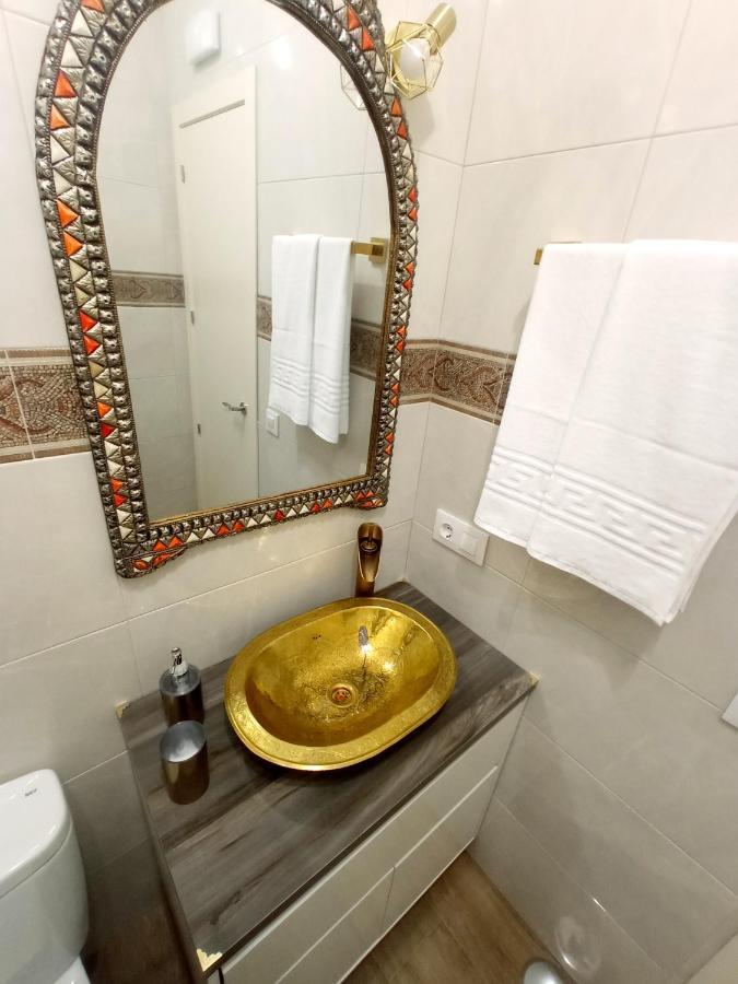 P Los Encantos De Almavir Cordoue Extérieur photo